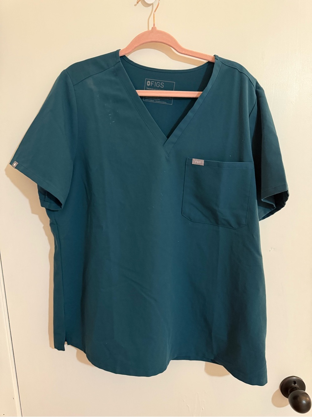 Figs Caribbean Blue Catarina Scrub Top
